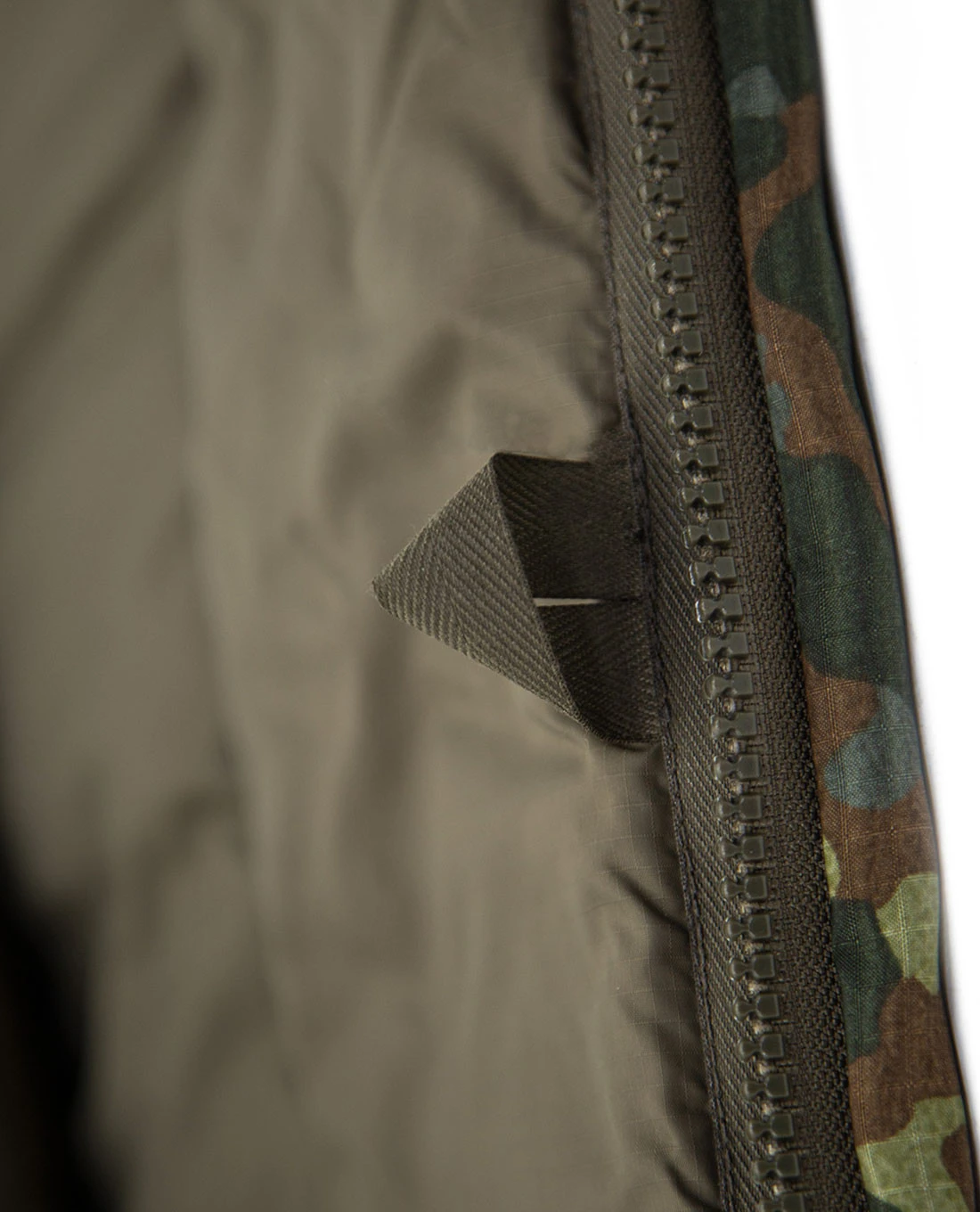 Carinthia Tropen 185 5farb Flecktarn 8 Carinthia Tropen 185 5farb Flecktarn – Bild 6